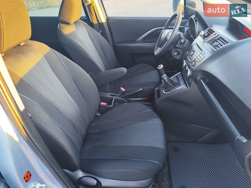 Мінівен Mazda 5 2011 в Староказачьем