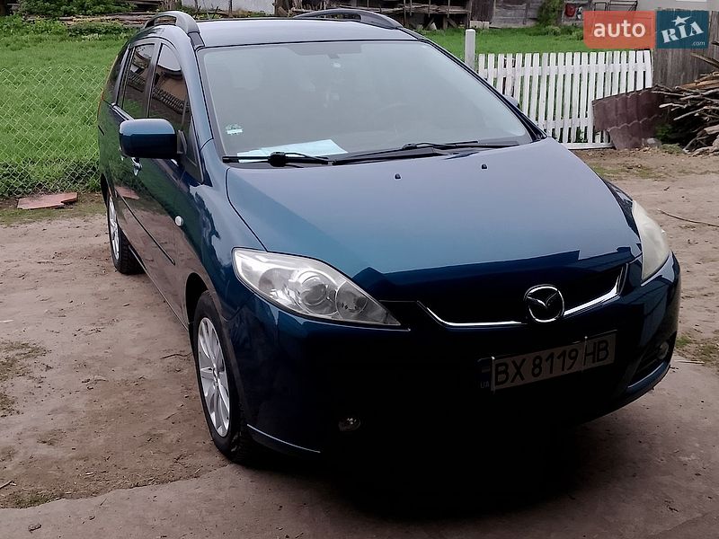 Минивэн Mazda 5 2006 в Остроге