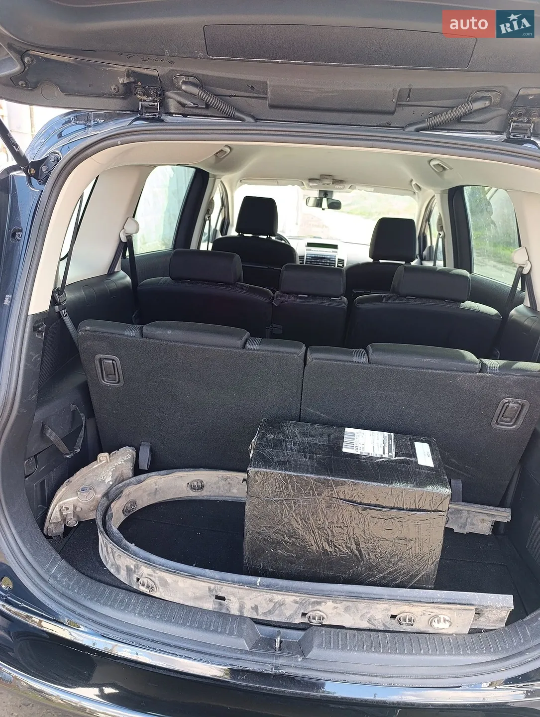 2010 Mazda 5 - мініатюра 18