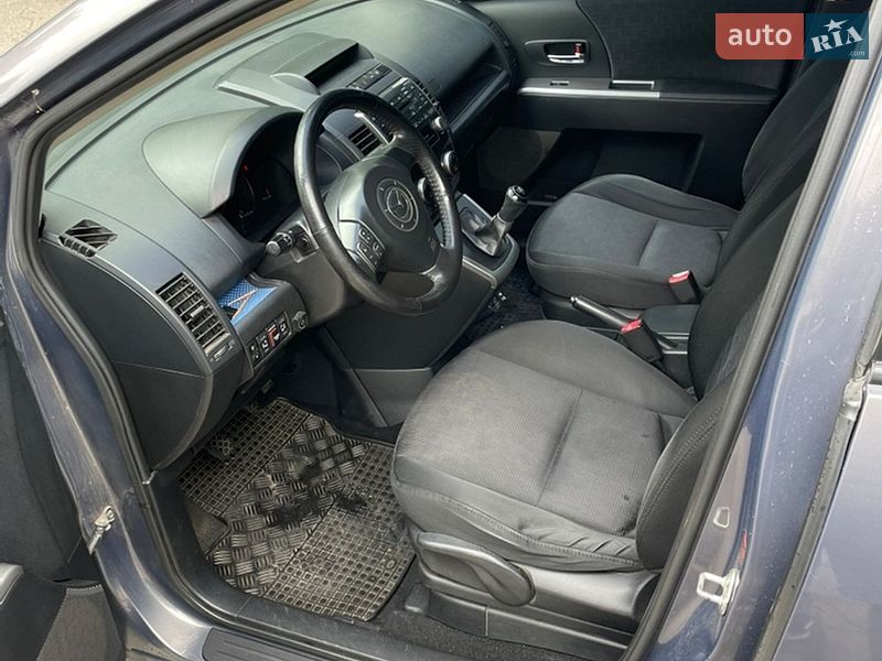 Минивэн Mazda 5 2009 в Киеве