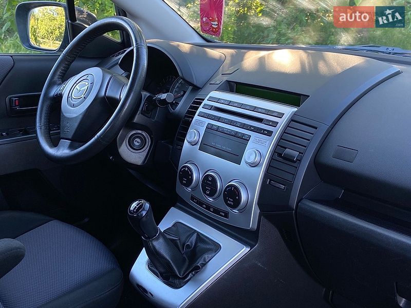 Минивэн Mazda 5 2008 в Вознесенске