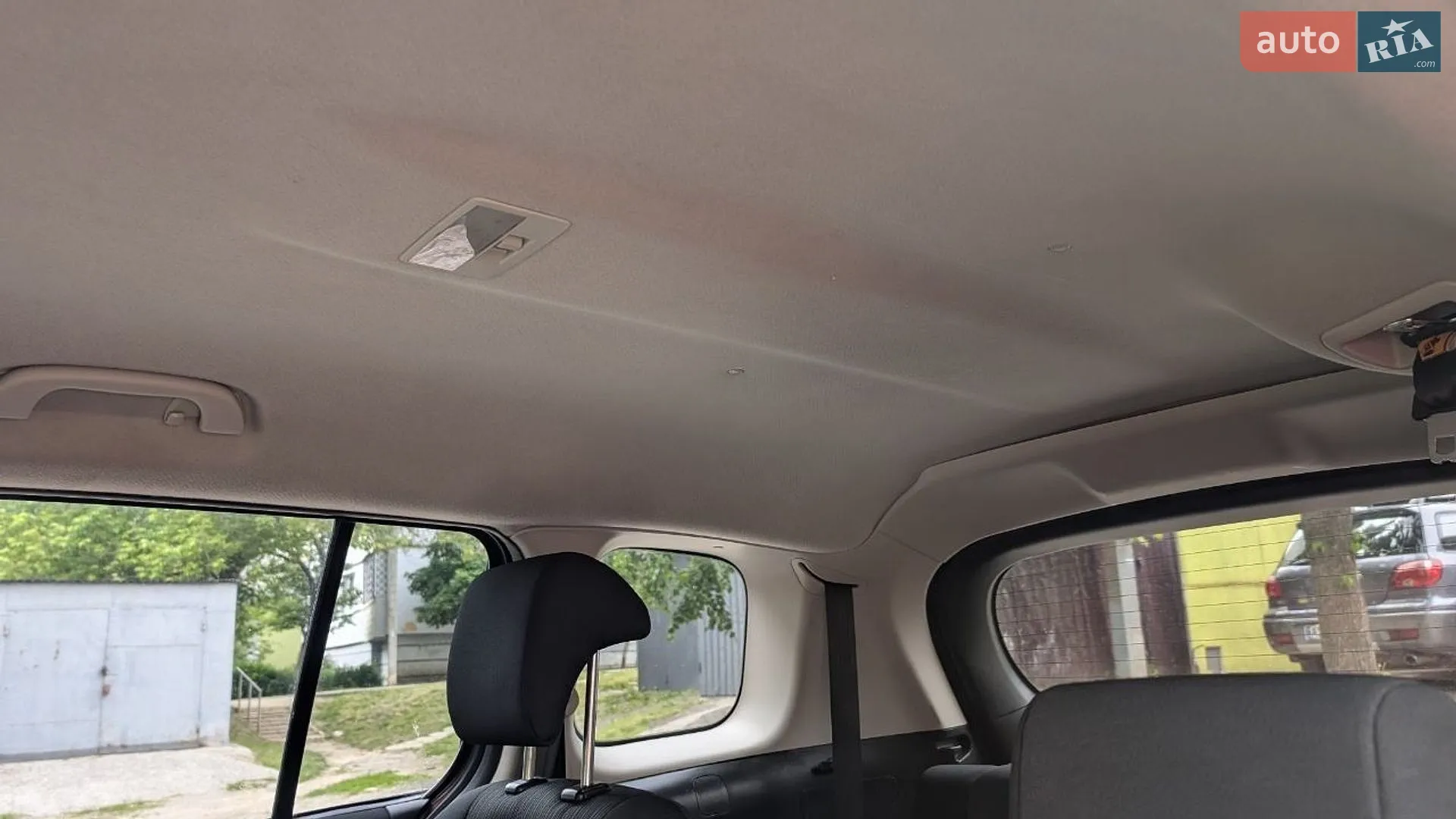 2011 Mazda 5 - мініатюра 14