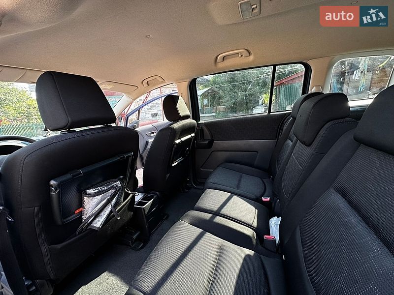 Мінівен Mazda 5 2009 в Хмельницькому