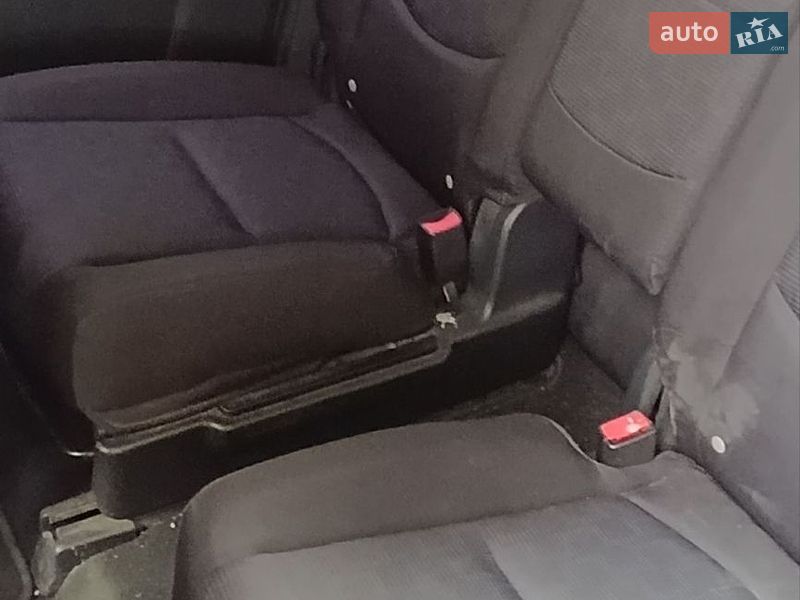 Минивэн Mazda 5 2008 в Черновцах