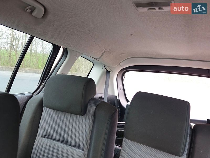 Минивэн Mazda 5 2006 в Черкассах фото 4 Минивэн Mazda 5 2006 в Черкассах