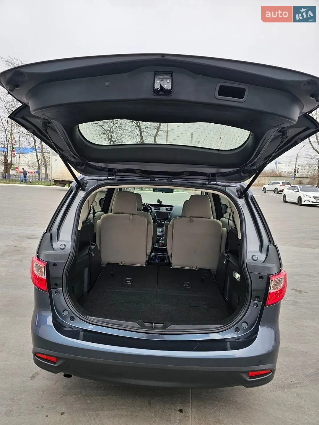 2011 Mazda 5 - мініатюра 8