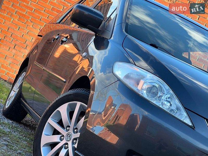 Мінівен Mazda 5 2006 в Дрогобичі