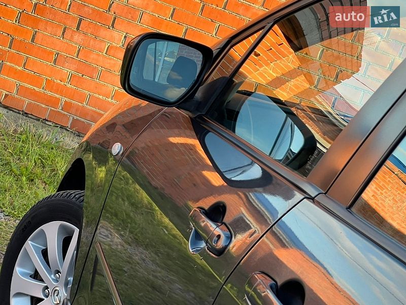 Мінівен Mazda 5 2006 в Дрогобичі