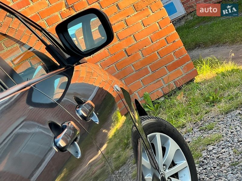 Мінівен Mazda 5 2006 в Дрогобичі