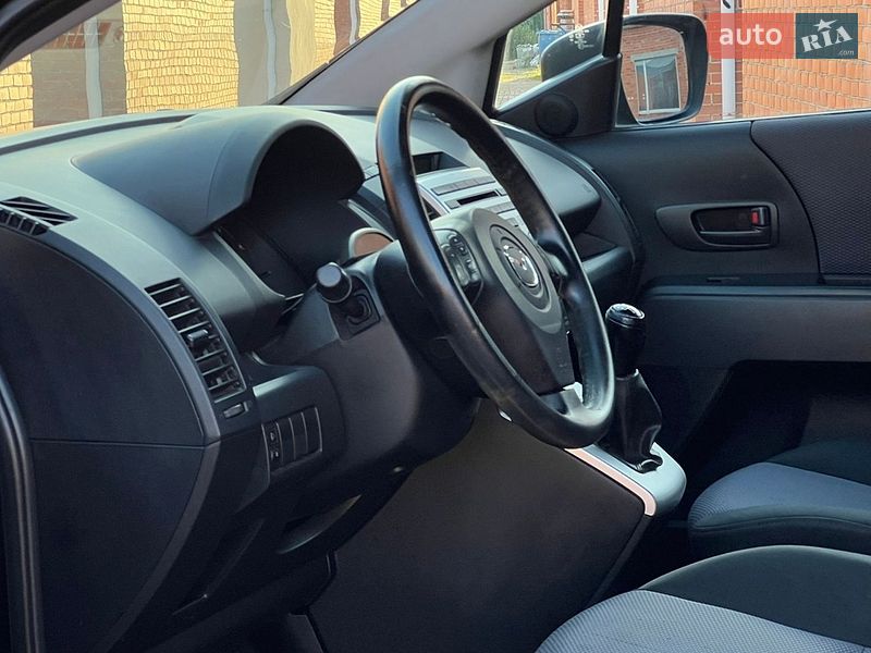 Мінівен Mazda 5 2006 в Дрогобичі