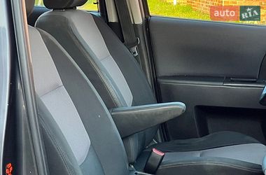 Мінівен Mazda 5 2006 в Дрогобичі