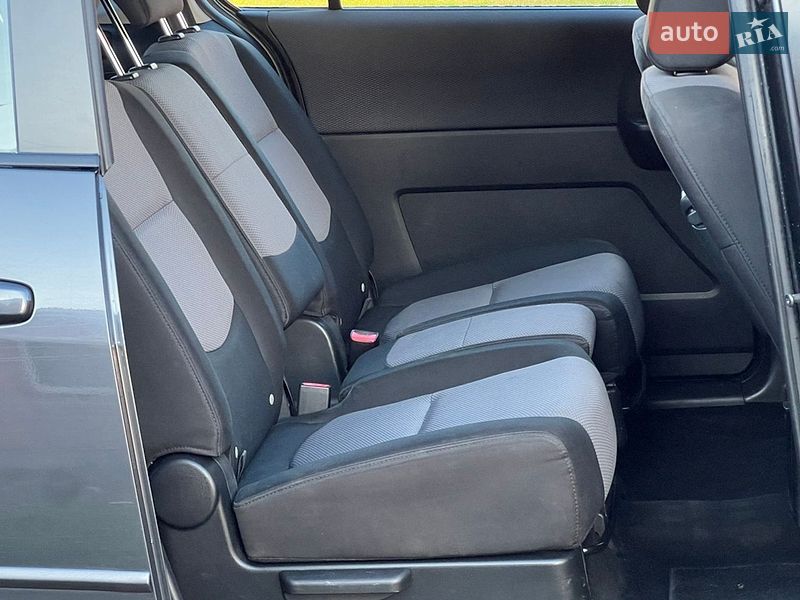 Мінівен Mazda 5 2006 в Дрогобичі