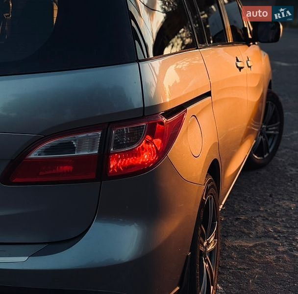Мінівен Mazda 5 2011 в Києві фото 2 Мінівен Mazda 5 2011 в Києві