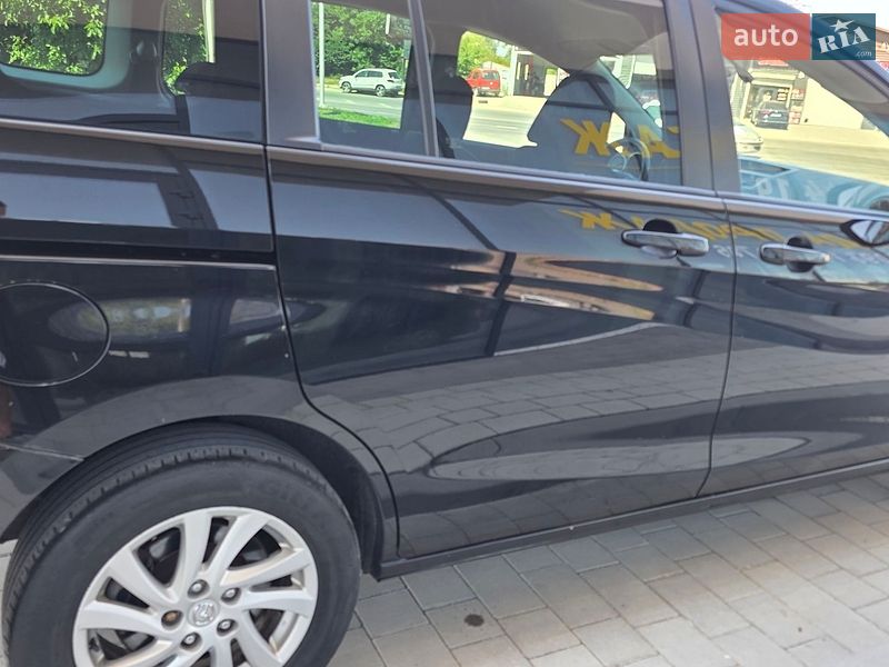 Минивэн Mazda 5 2011 в Ивано-Франковске