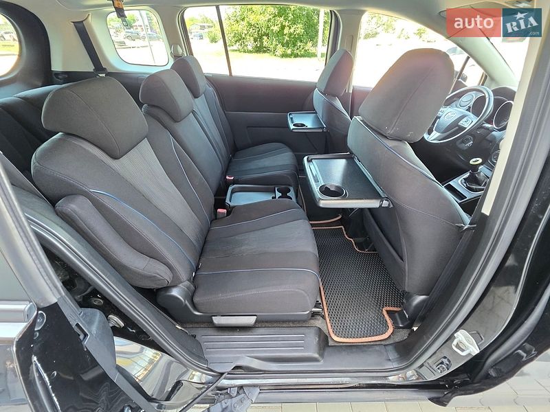 Минивэн Mazda 5 2011 в Ивано-Франковске