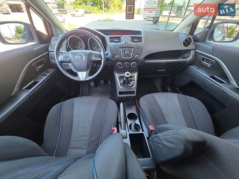 Минивэн Mazda 5 2011 в Ивано-Франковске