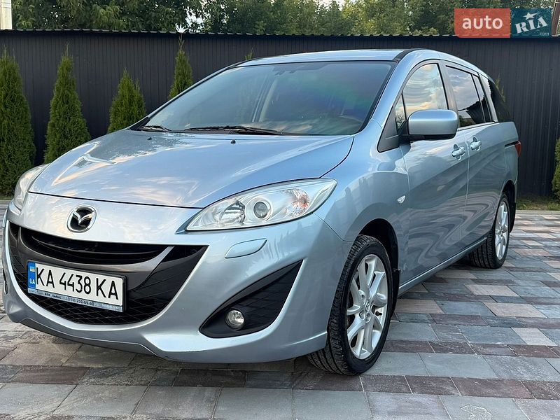 Мінівен Mazda 5 2011 в Києві