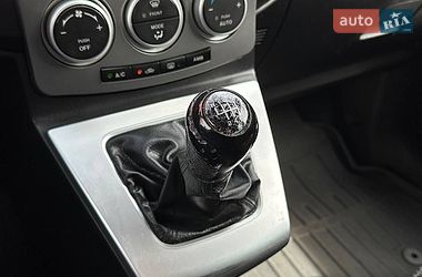 Мінівен Mazda 5 2007 в Києві