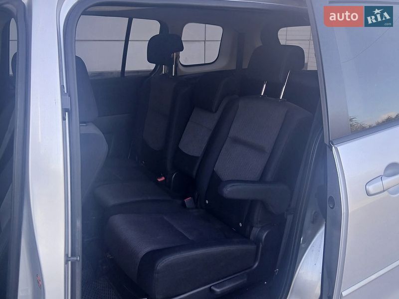 Мінівен Mazda 5 2008 в Рівному
