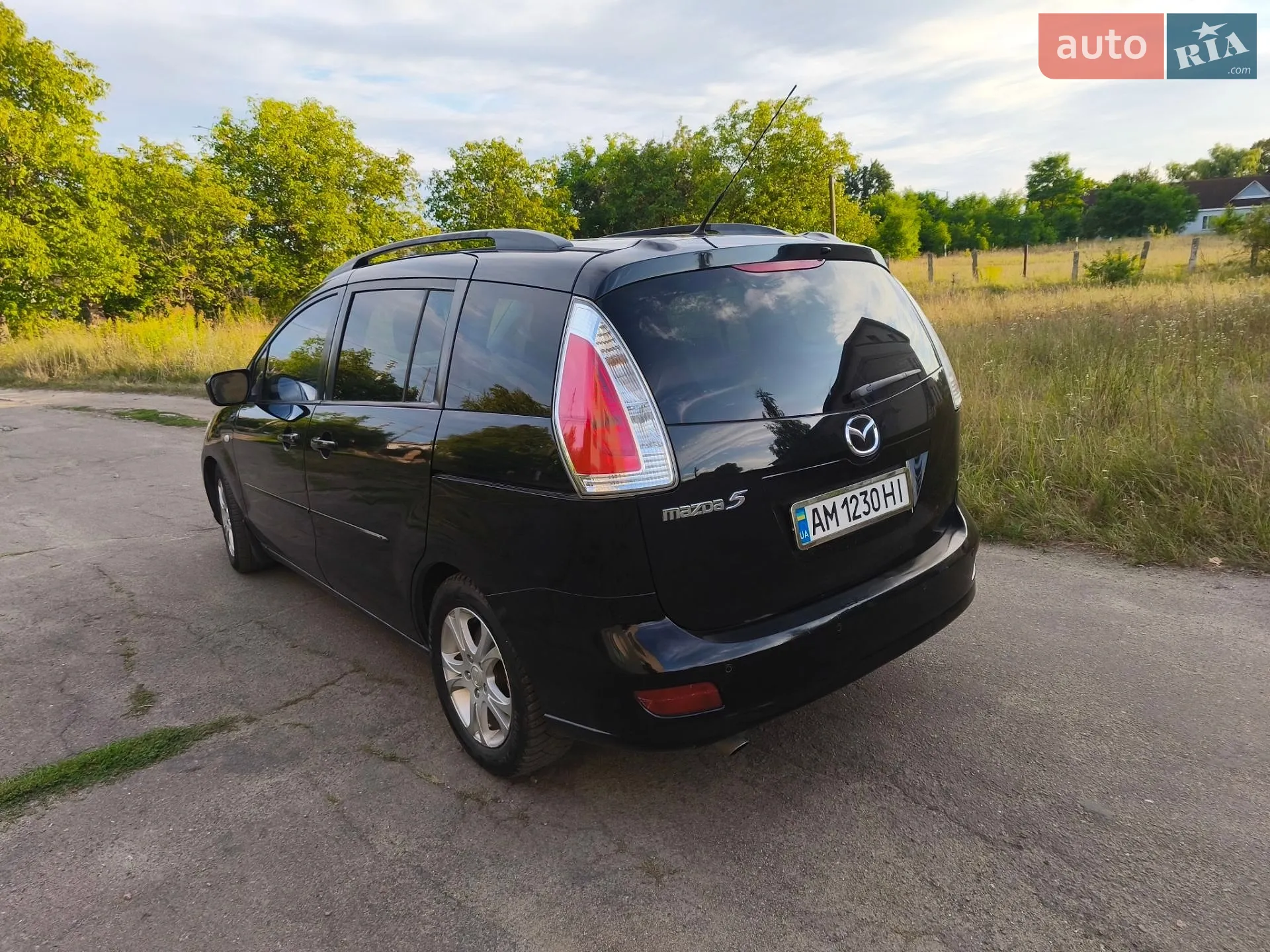 2010 Mazda 5 - мініатюра 10