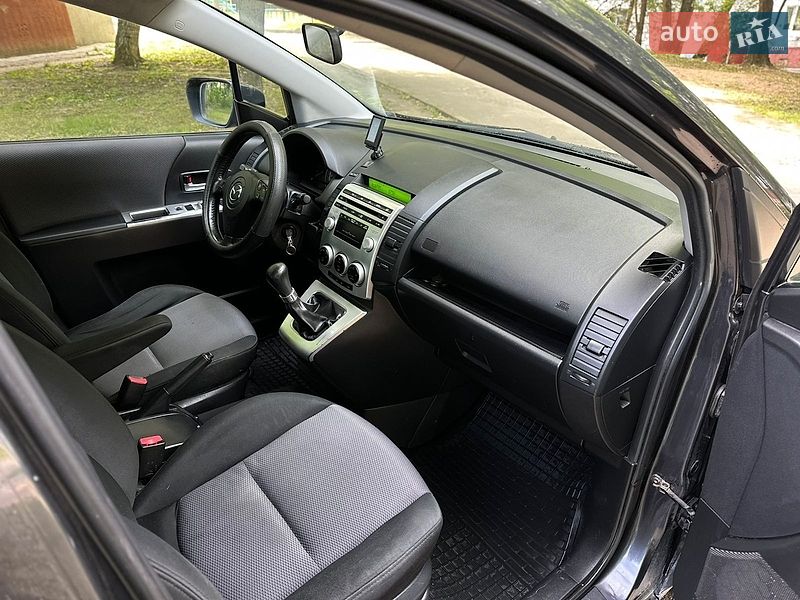 Минивэн Mazda 5 2006 в Хмельницком
