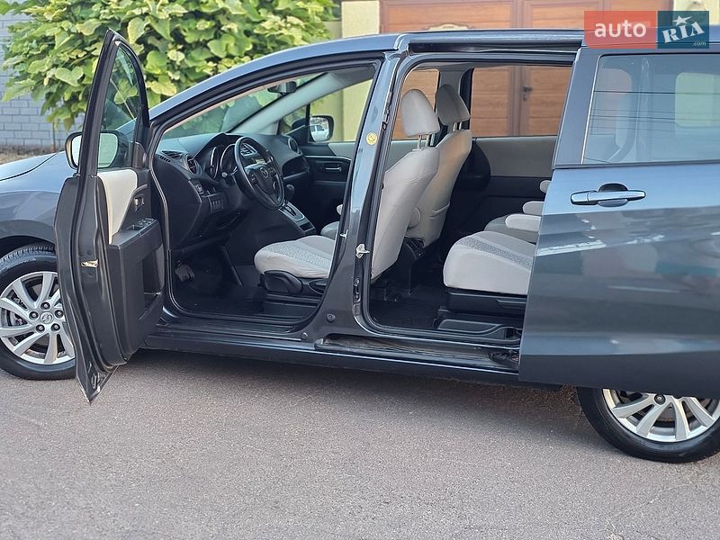 Минивэн Mazda 5 2011 в Одессе