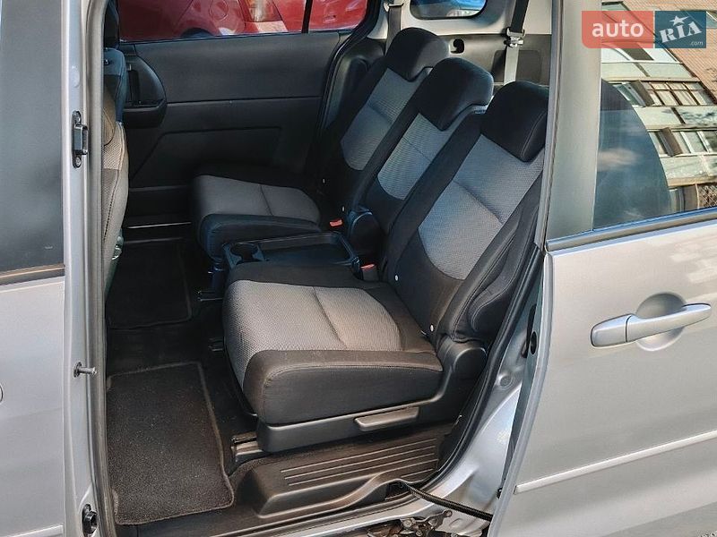 Мінівен Mazda 5 2006 в Харкові