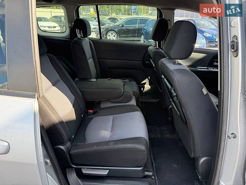 Мінівен Mazda 5 2006 в Києві