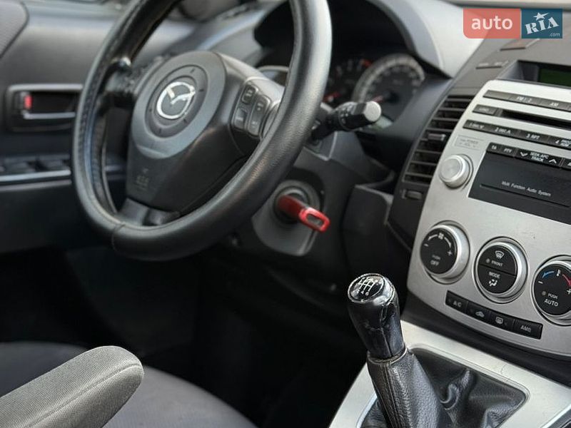 Мінівен Mazda 5 2006 в Жовкві