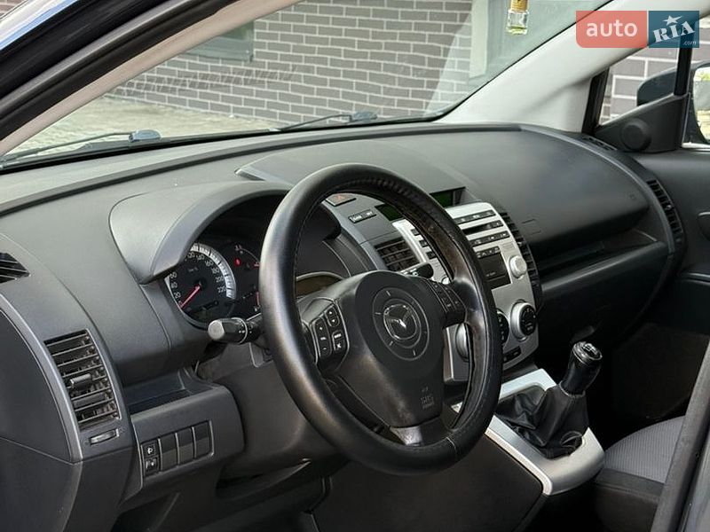 Мінівен Mazda 5 2006 в Жовкві