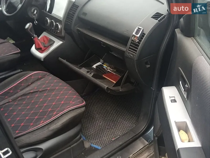 Mazda 5 2005