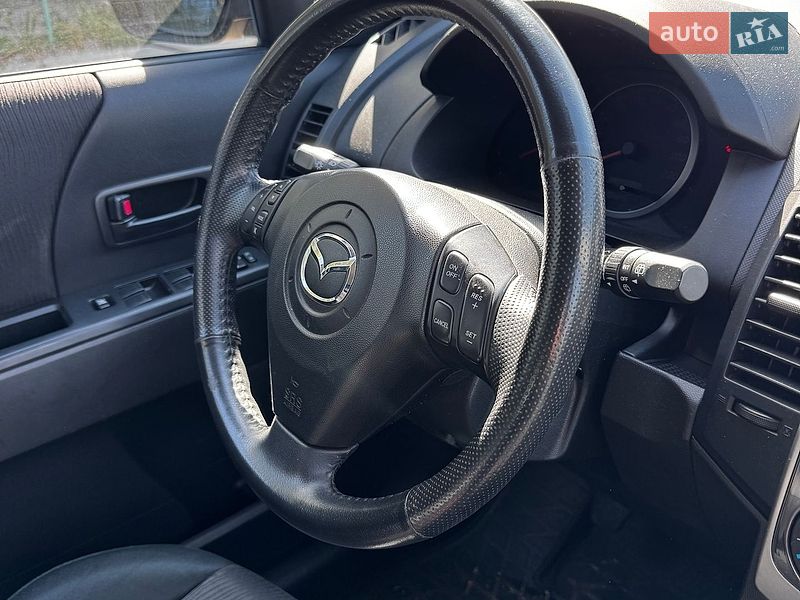 Мінівен Mazda 5 2008 в Києві