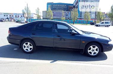 Хэтчбек Mazda 626 1995 в Киеве