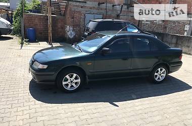 Седан Mazda 626 1999 в Черновцах