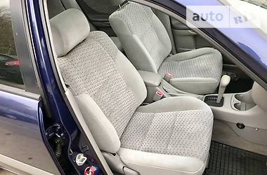 Седан Mazda 626 2003 в 