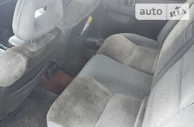 Хетчбек Mazda 626 1986 в 