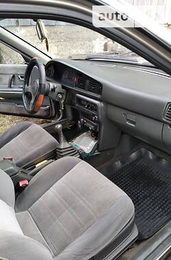 Лифтбек Mazda 626 1991 в Долине