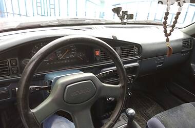 Седан Mazda 626 1987 в Сумах