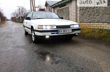 Хэтчбек Mazda 626 1988 в Полонном