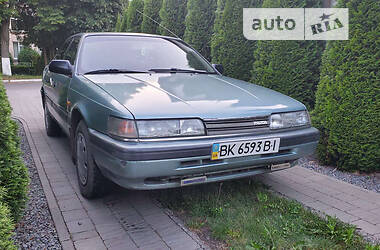 Хэтчбек Mazda 626 1990 в Дубно