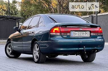 Хетчбек Mazda 626 1993 в 