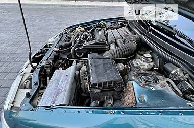 Хетчбек Mazda 626 1993 в 