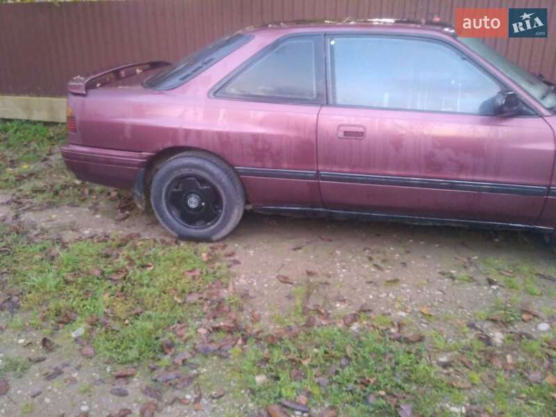 Купе Mazda 626 1989 в Черновцах