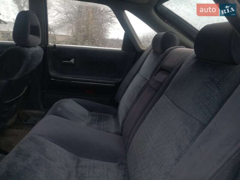 Хэтчбек Mazda 626 1987 в Теофиполе