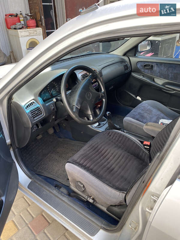 Хэтчбек Mazda 626 1998 в Одессе