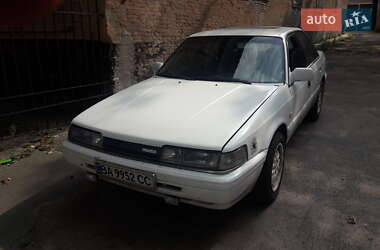 Седан Mazda 626 1989 в Кропивницком