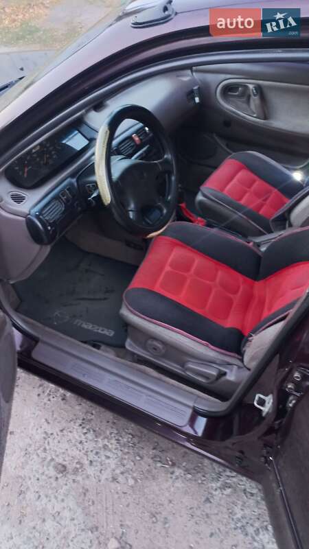 Седан Mazda 626 1993 в Миколаєві фото 2 Седан Mazda 626 1993 в Миколаєві