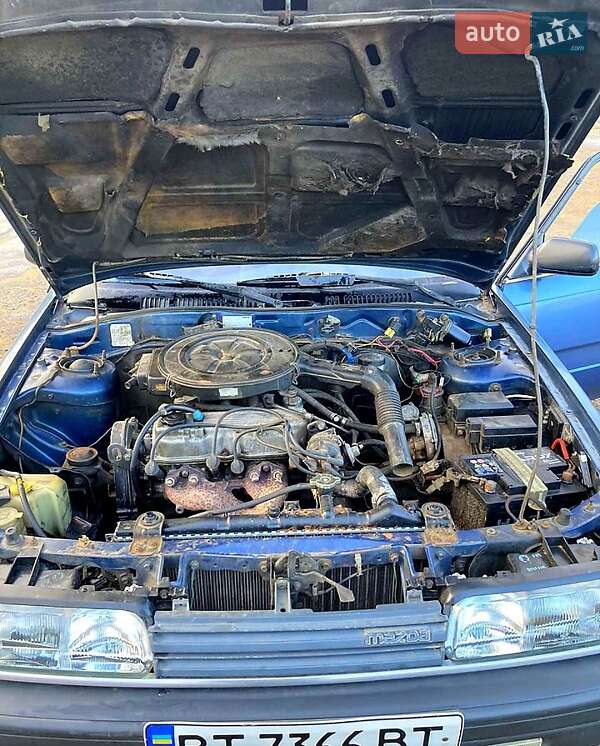 Седан Mazda 626 1989 в Николаеве