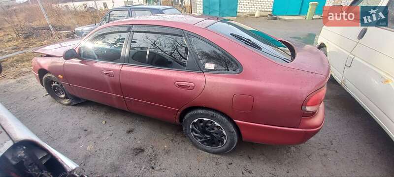 Хэтчбек Mazda 626 1995 в Звягеле