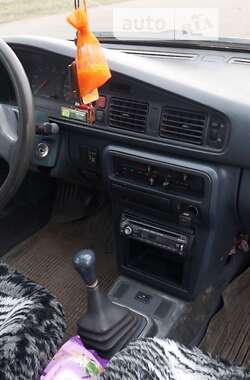 Универсал Mazda 626 1988 в 